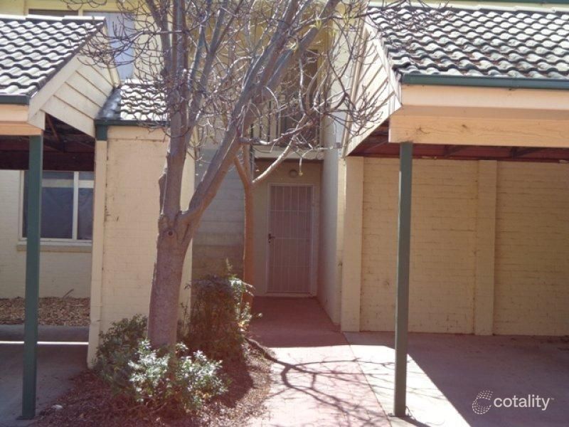 3 Cammeray Ct, Phillip, ACT 2606