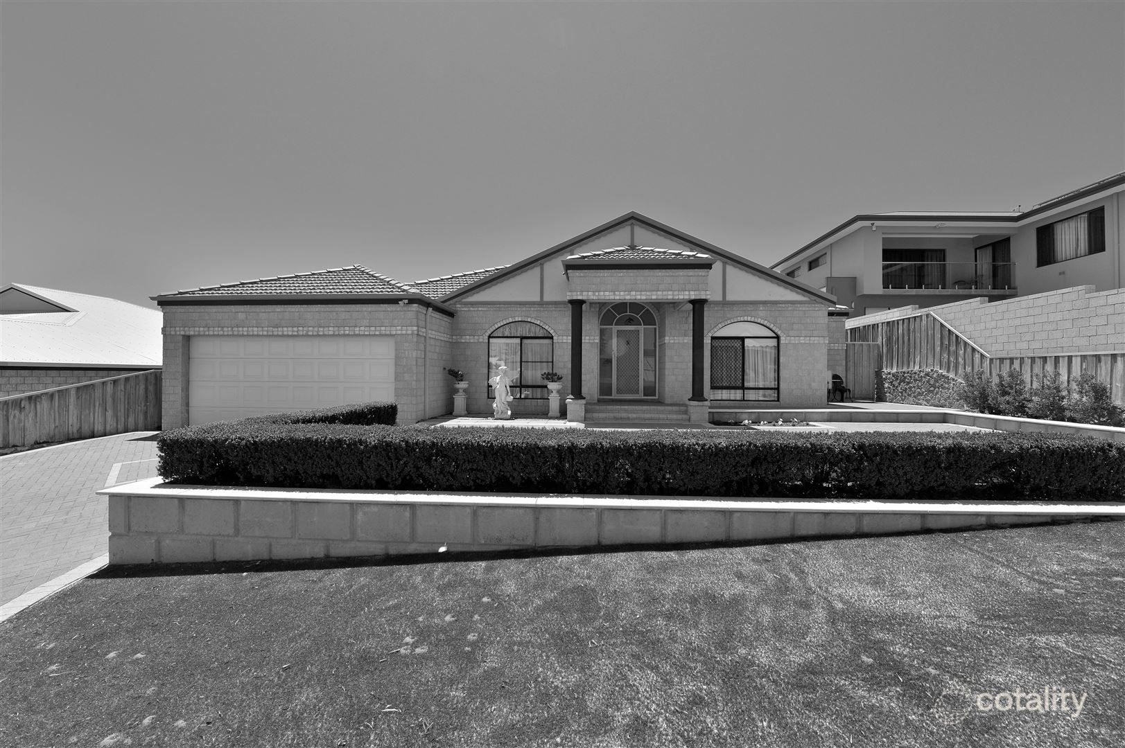 32 Princeton Dr, Wannanup, WA 6210