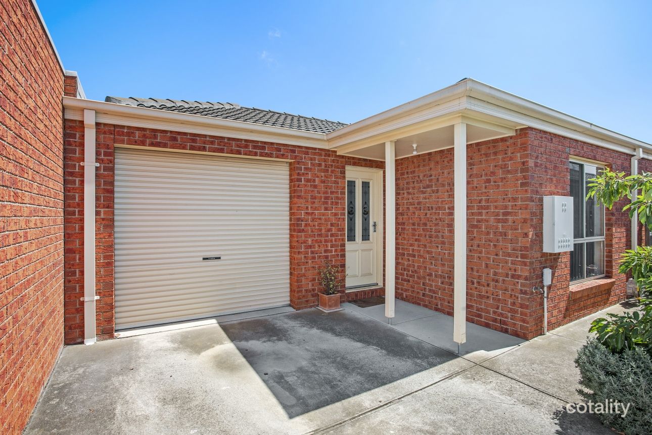 2/5 Alvena Ct, Bell Park, VIC 3215