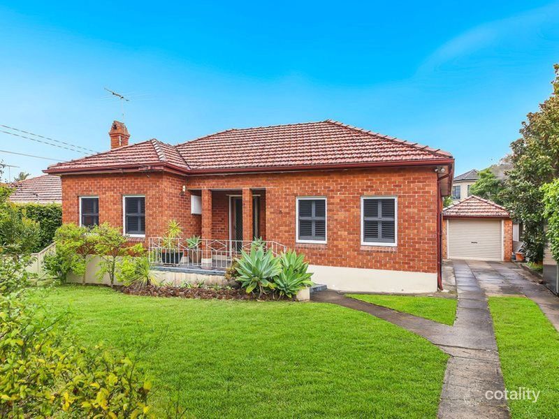 8 Harslett Cres, Beverley Park, NSW 2217