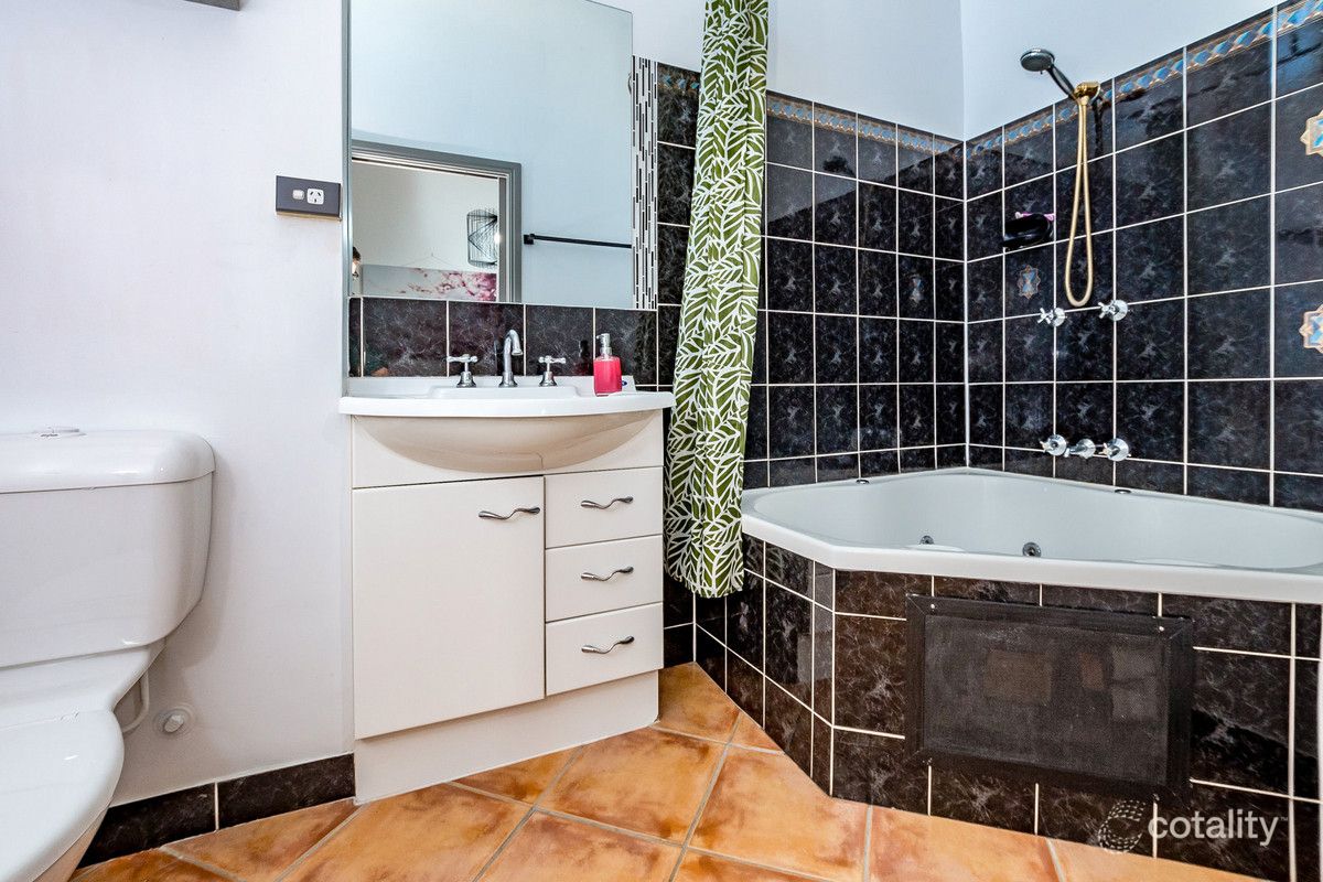 3/21 Charles St, West Gladstone, QLD 4680