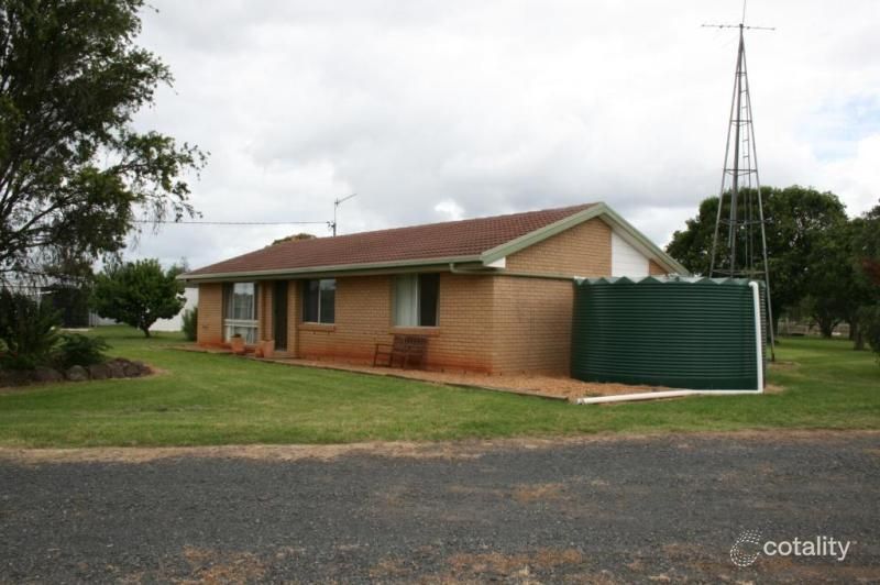 40 Allen Rd, East Greenmount, QLD 4359