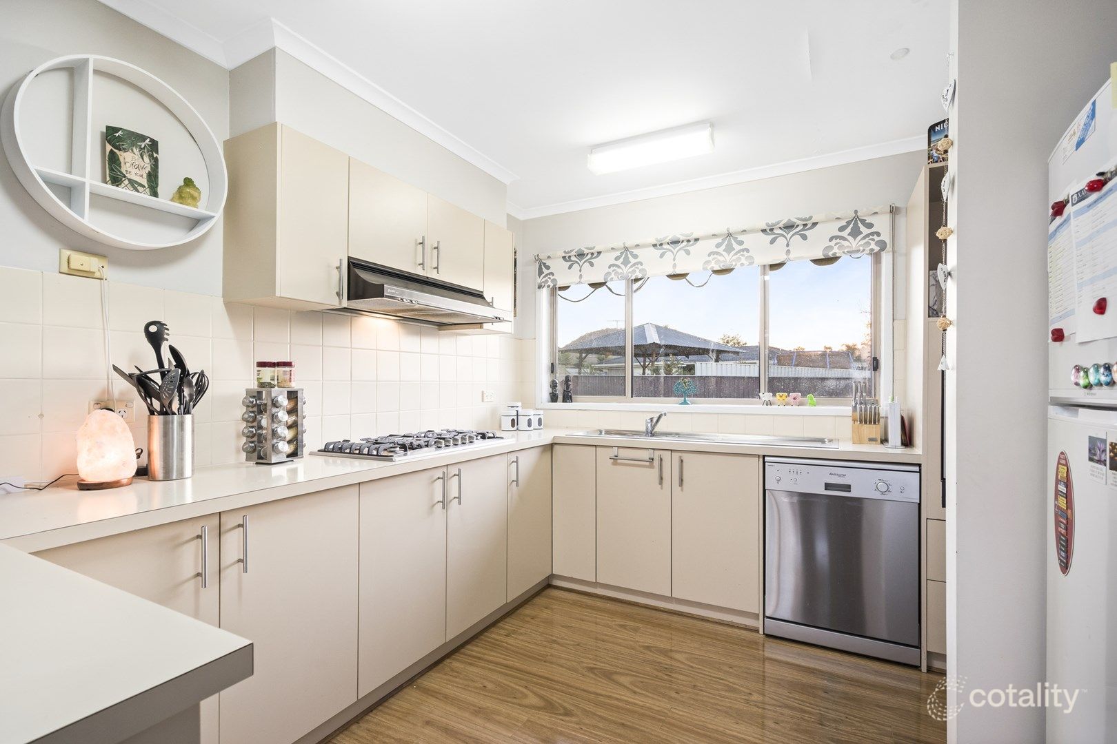 42 Koetong Cres, West Wodonga, VIC 3690