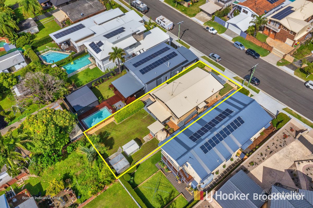 10 Reynolds Ave, Labrador, QLD 4215