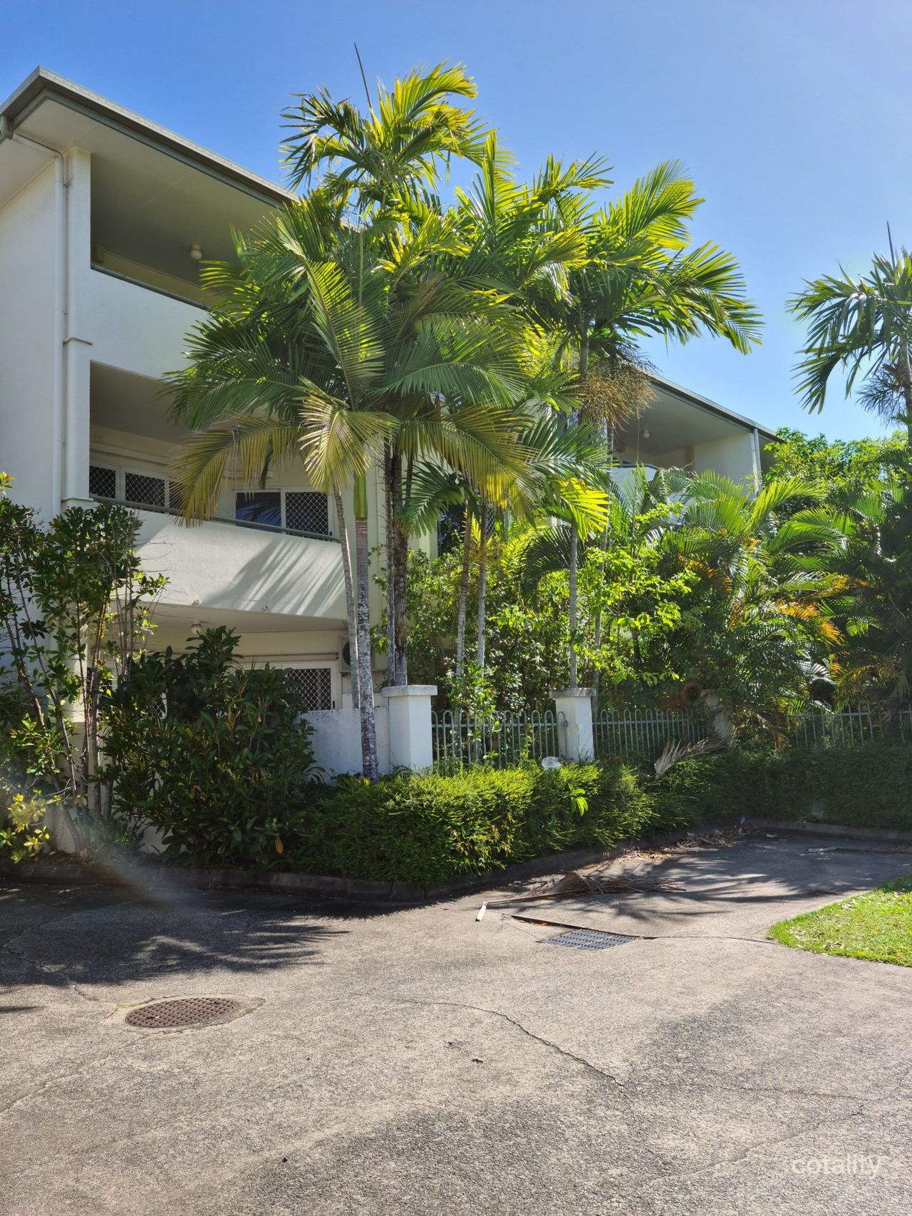 9/101-103 Birch St, Manunda, QLD 4870