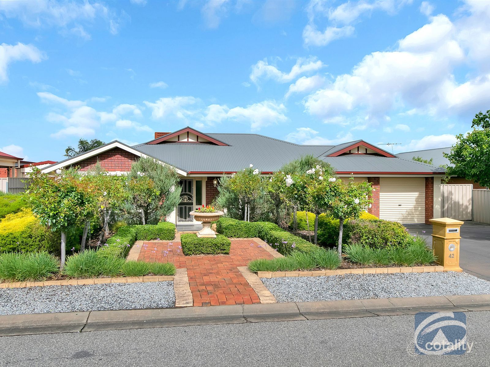 42 Thiele Cres, Evanston Park, SA 5116