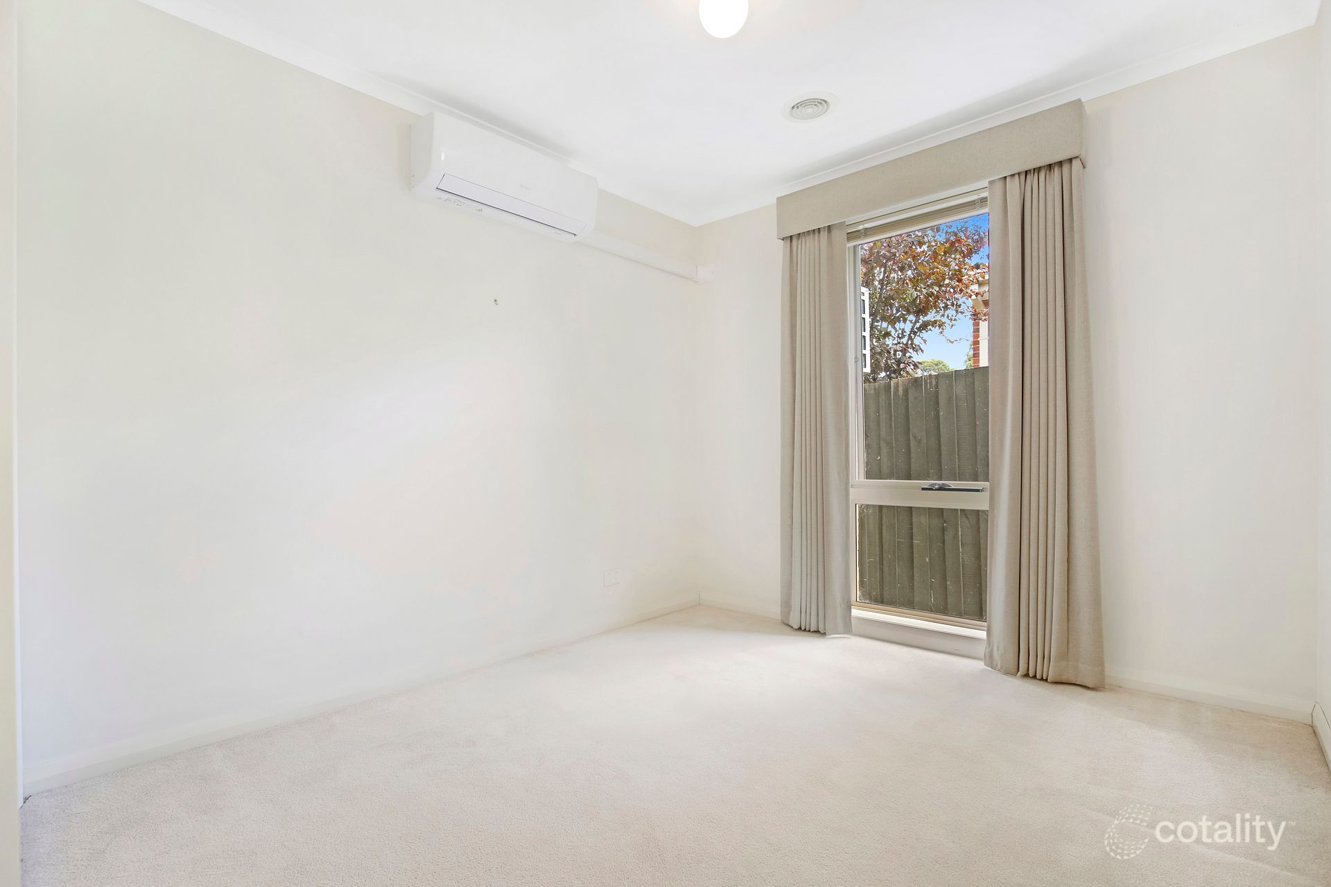 10b Woodside Ave, Ringwood, VIC 3134