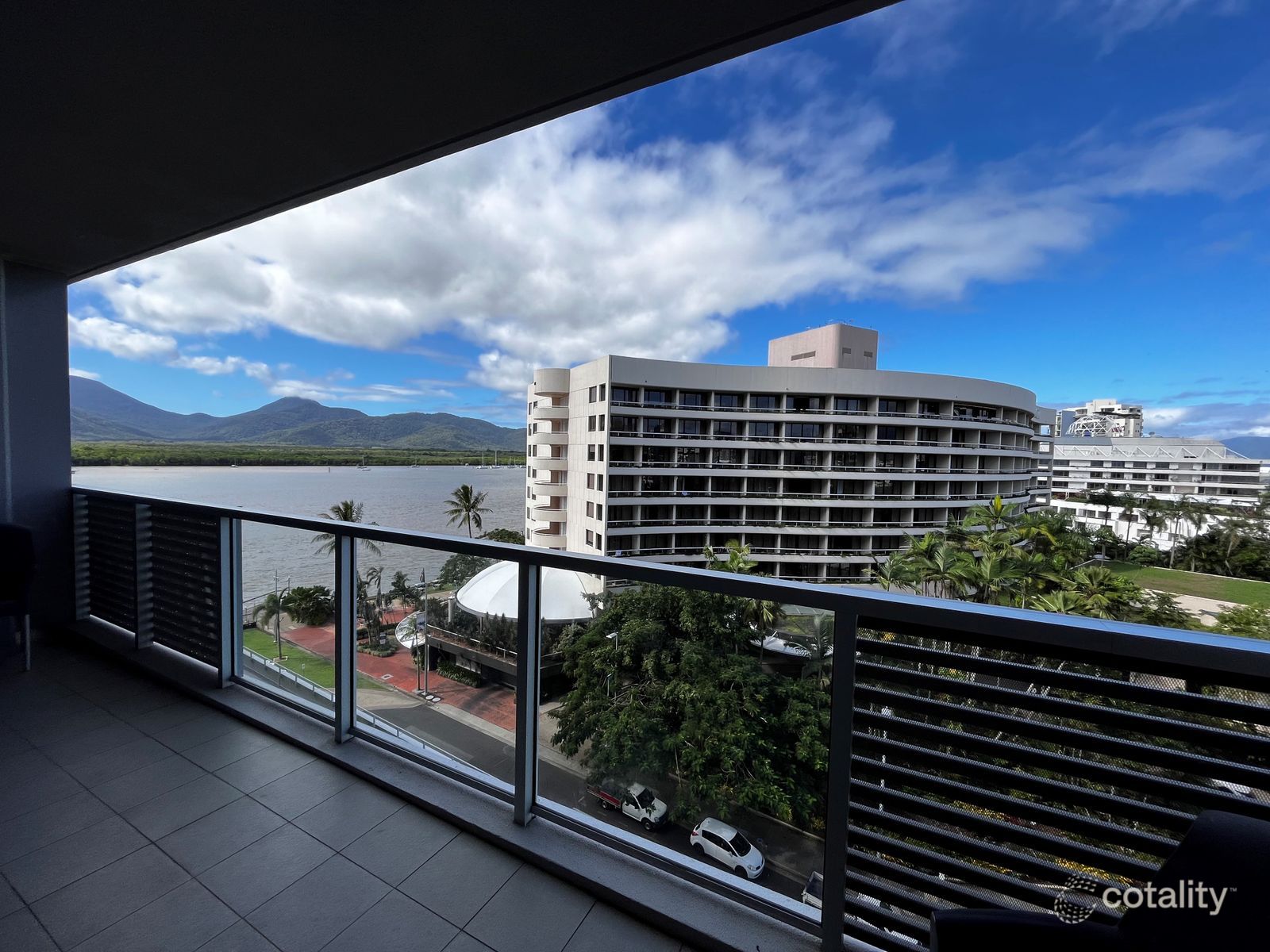 706/1 Marlin Pde, Cairns City, QLD 4870
