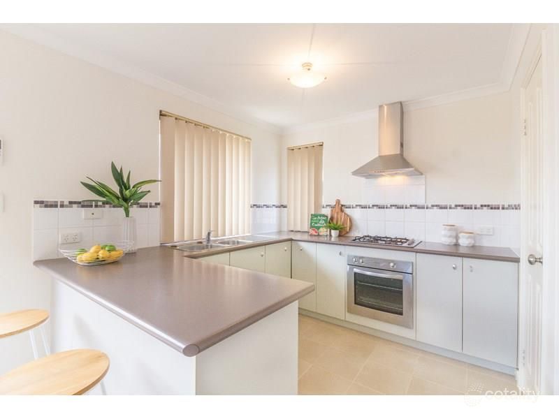 21c Montrose Way, Nollamara, WA 6061