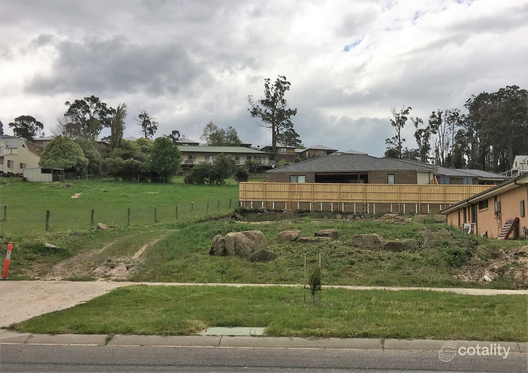 13 Riverside Ave, Bunyip, VIC 3815