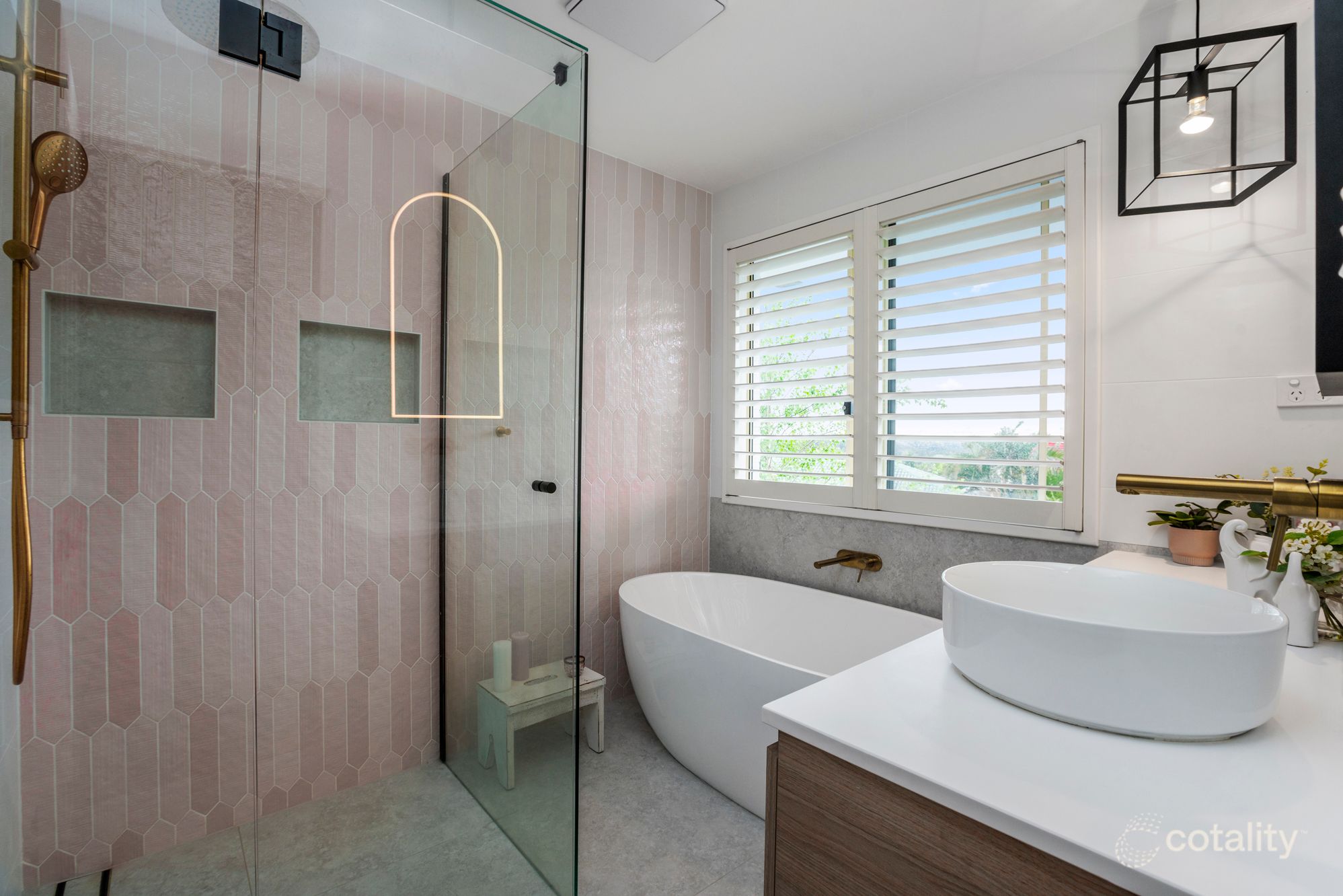 19 Elm Pl, Banora Point, NSW 2486