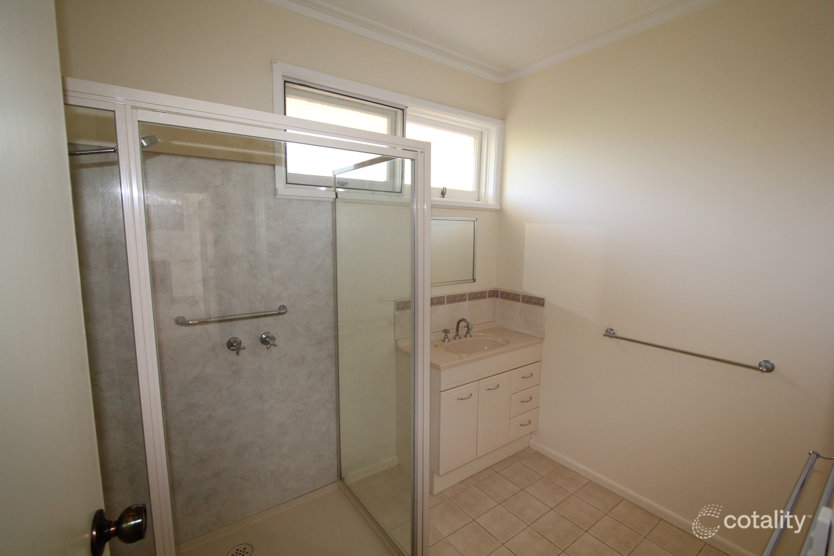 411 Russell St, Newington, VIC 3350