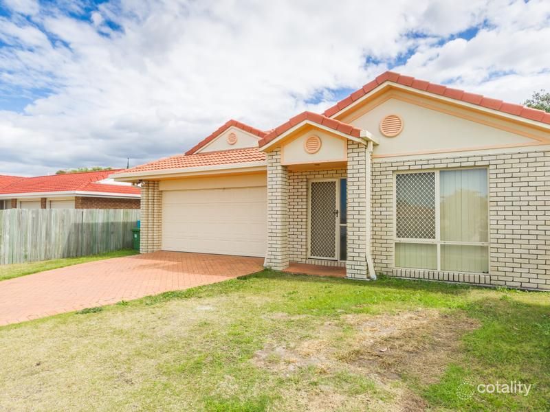 32 Columbia Dr, Beachmere, QLD 4510