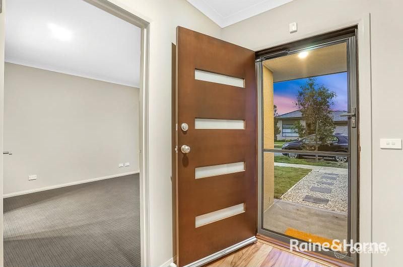 65 Lancers Dr, Harkness, VIC 3337