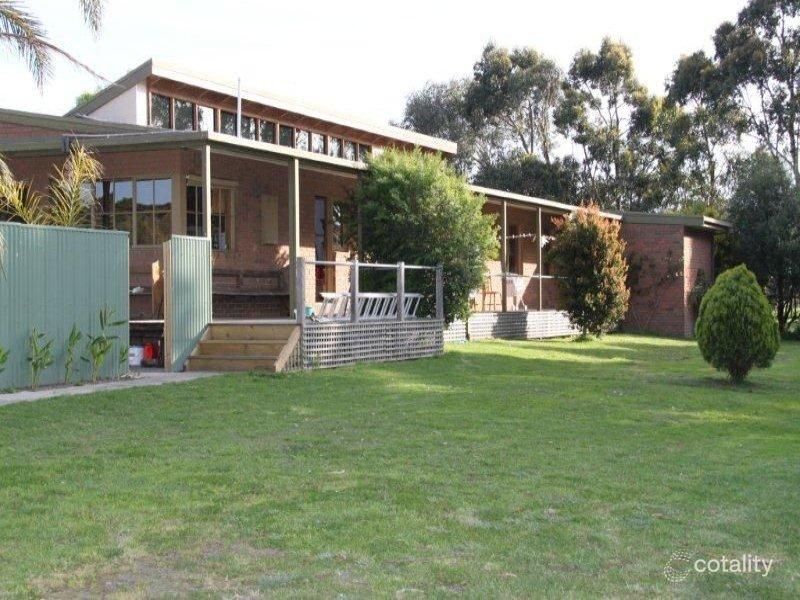 35 Murray Rd, Cora Lynn, VIC 3814