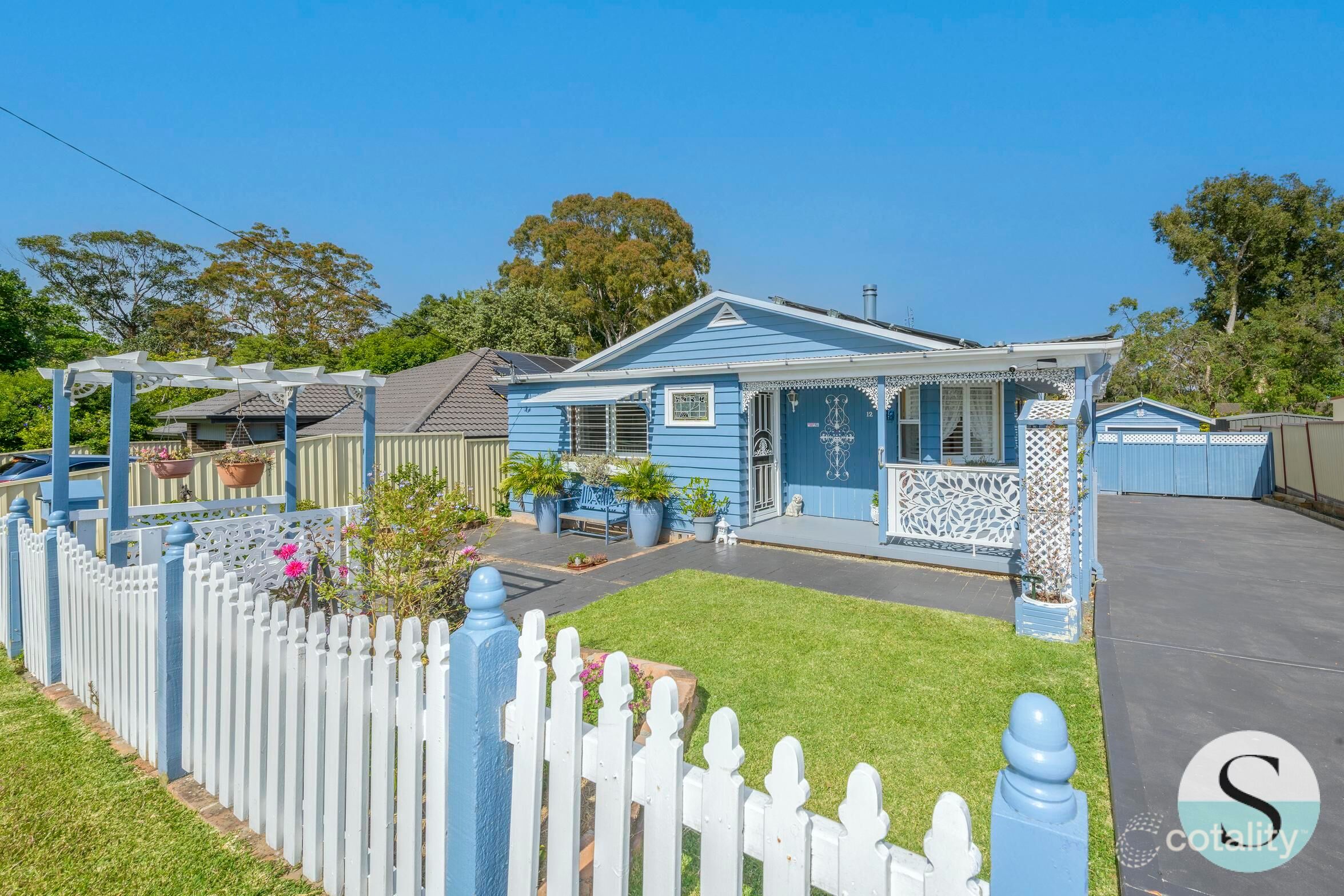 12 Tarwhine Ave, Chain Valley Bay, NSW 2259