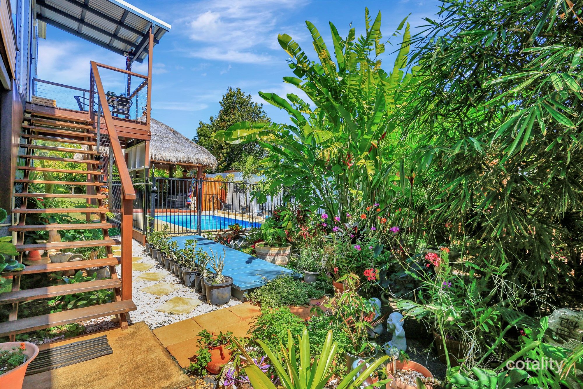 6 Barellan Pde, Qunaba, QLD 4670