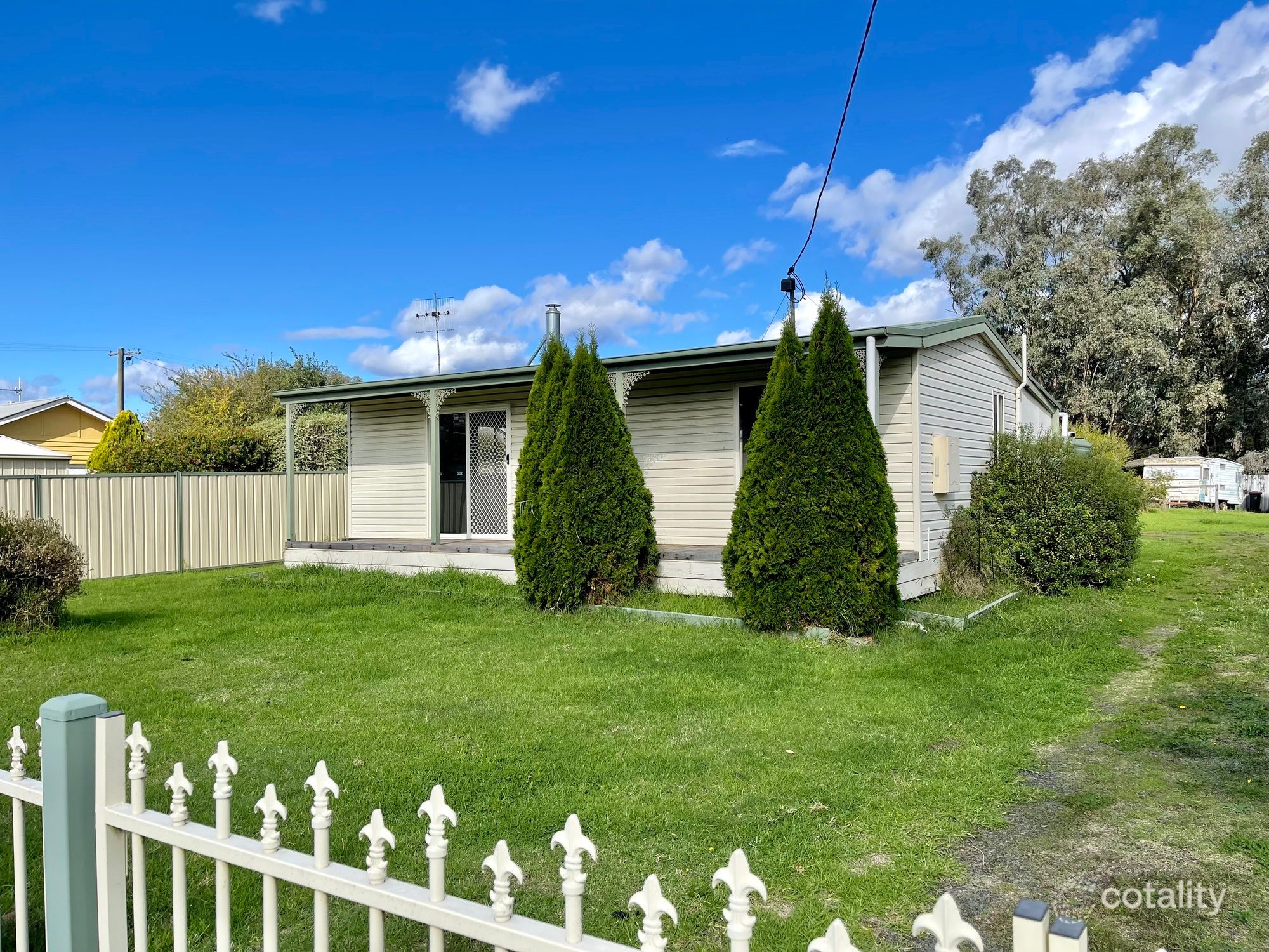 24a Thom St, Alexandra, VIC 3714