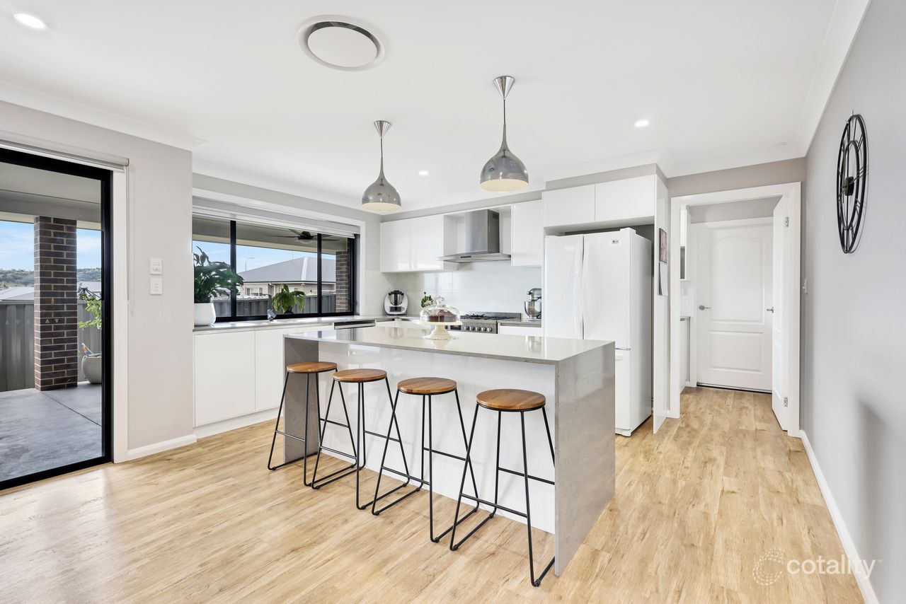 92 Verdelho Dr, North Tamworth, NSW 2340