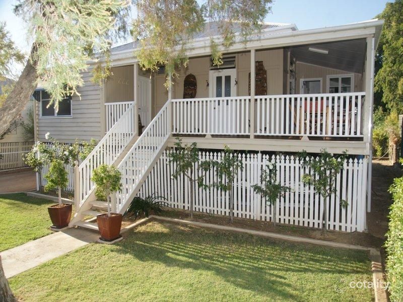 10 Quail St, Longreach, QLD 4730