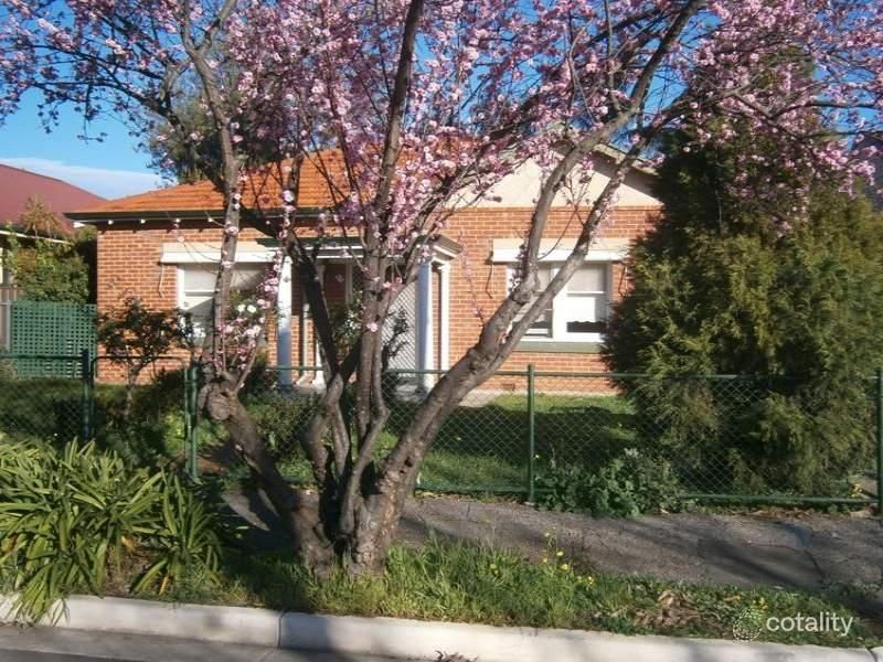 18 Roslind St, Kensington Gardens, SA 5068