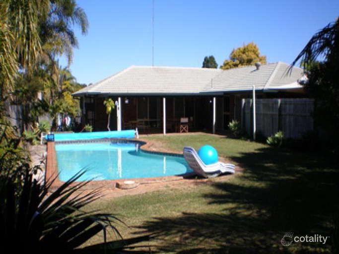 7 Atlas Cres, Benowa, QLD 4217