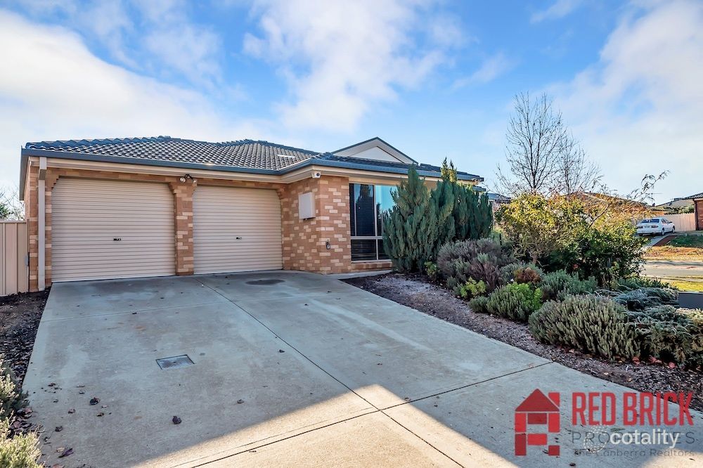 13 Bedourie St, Dunlop, ACT 2615