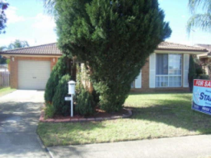 10 Halsley St, Hassall Grove, NSW 2761