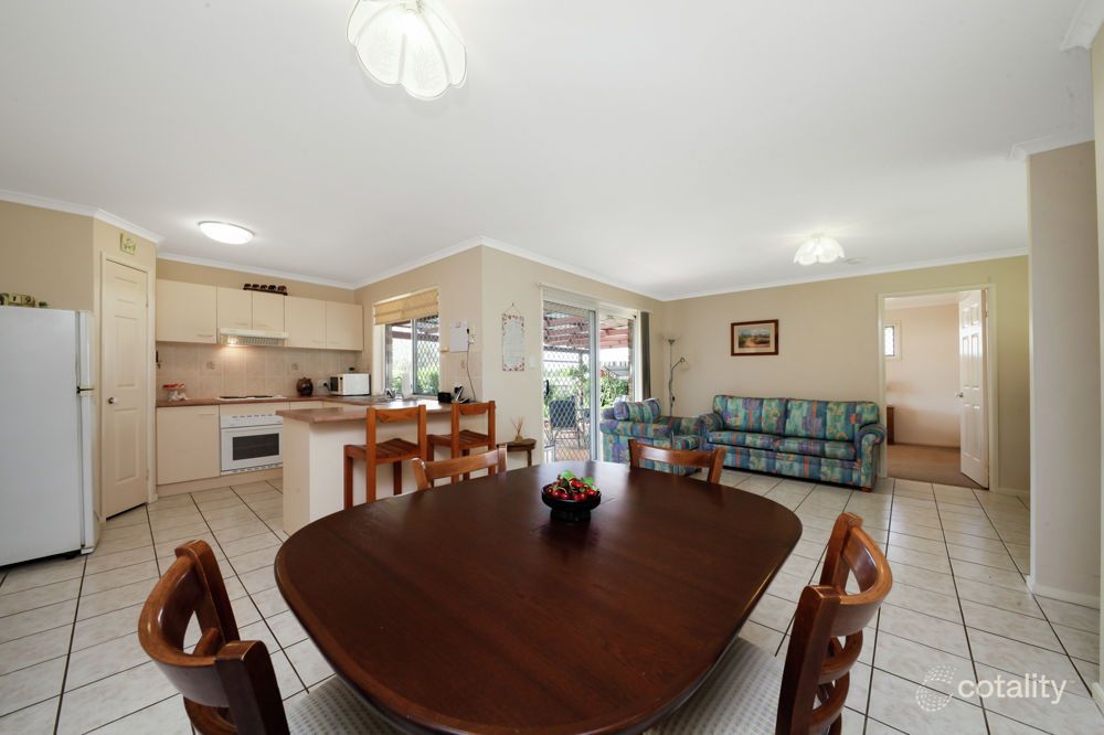 4 Abdale St, Wavell Heights, QLD 4012