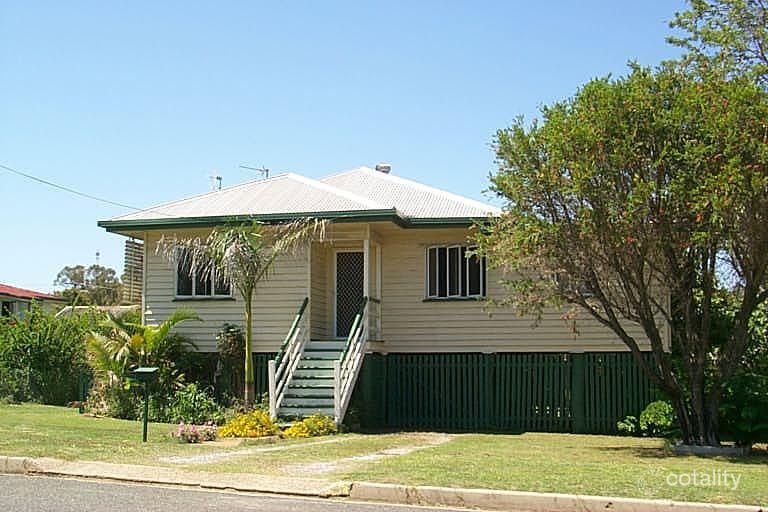 16 Agnes St, South Gladstone, QLD 4680