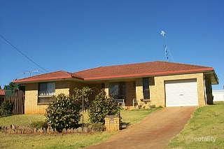 36 Champagne Cres, Wilsonton Heights, QLD 4350
