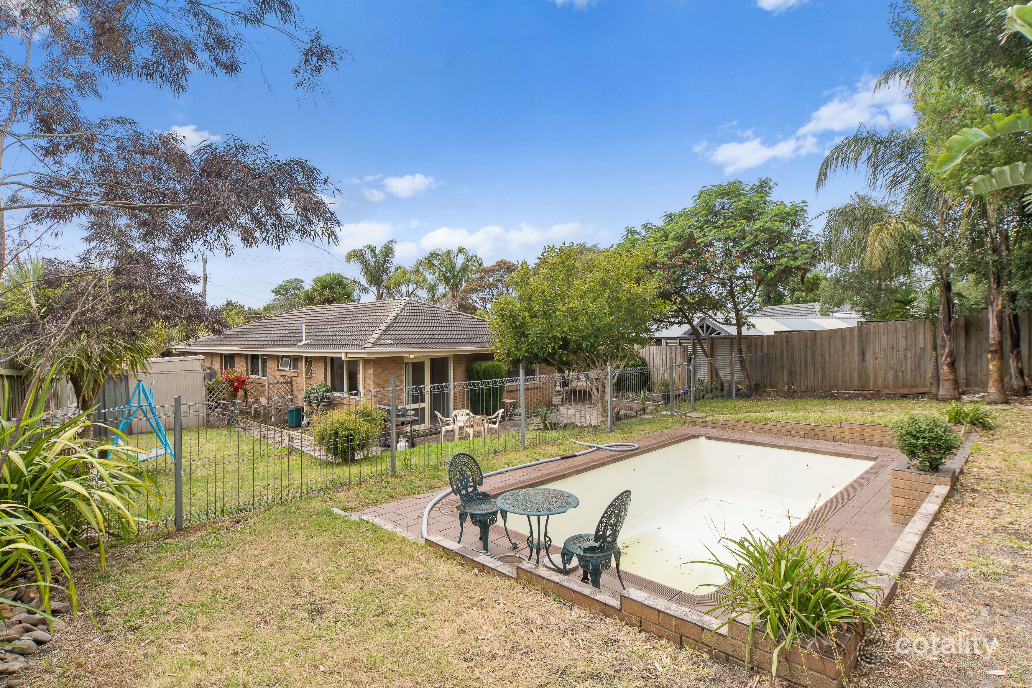 4 Montrose Ave, Somerville, VIC 3912