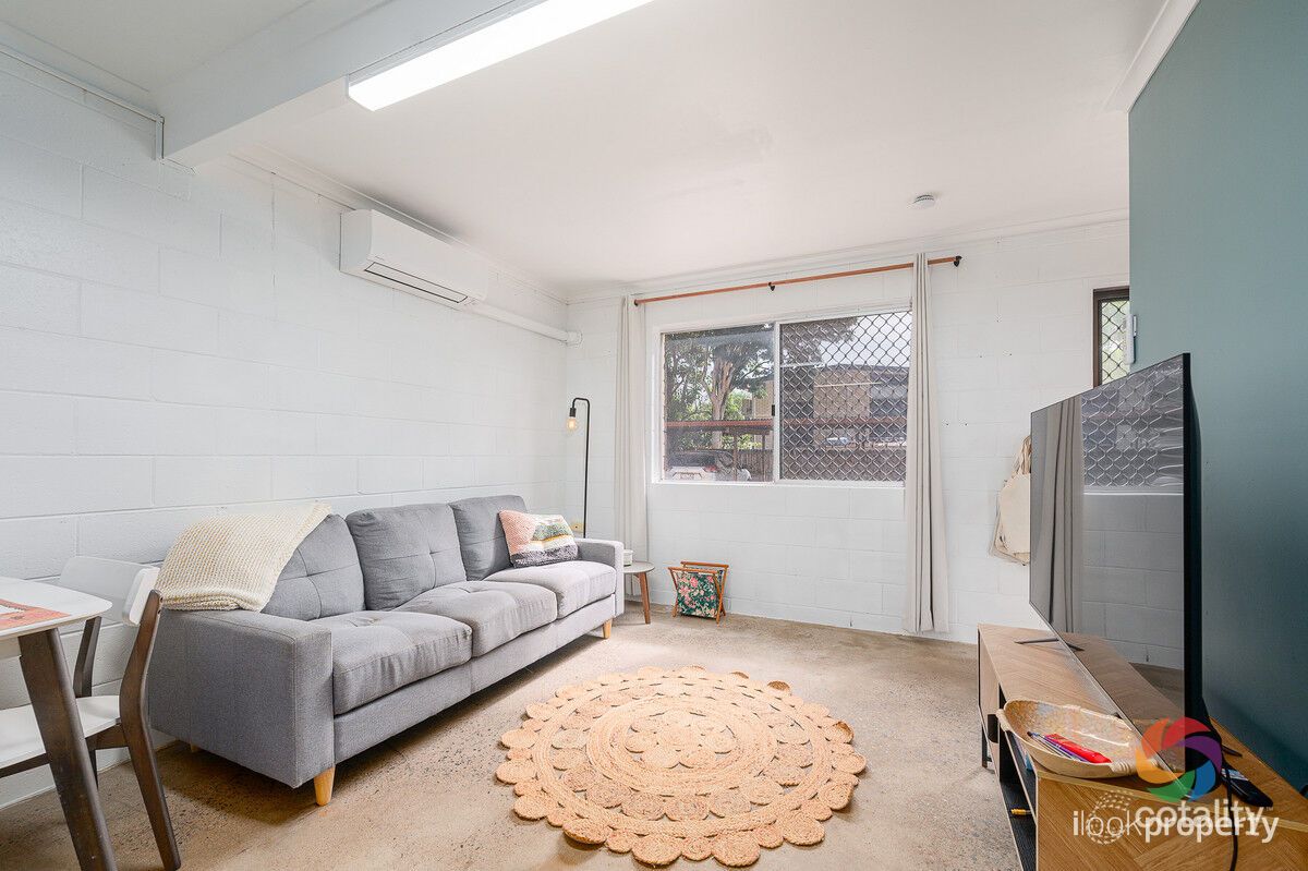 2/37 J Hickey Ave, Clinton, QLD 4680