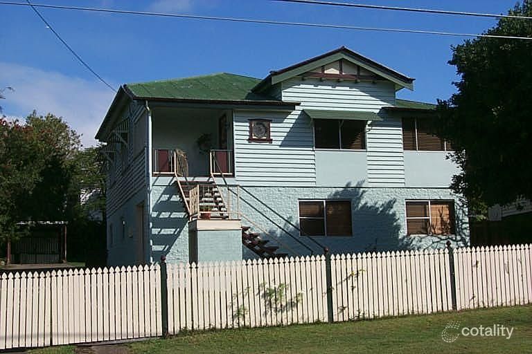 42 Clara St, Camp Hill, QLD 4152