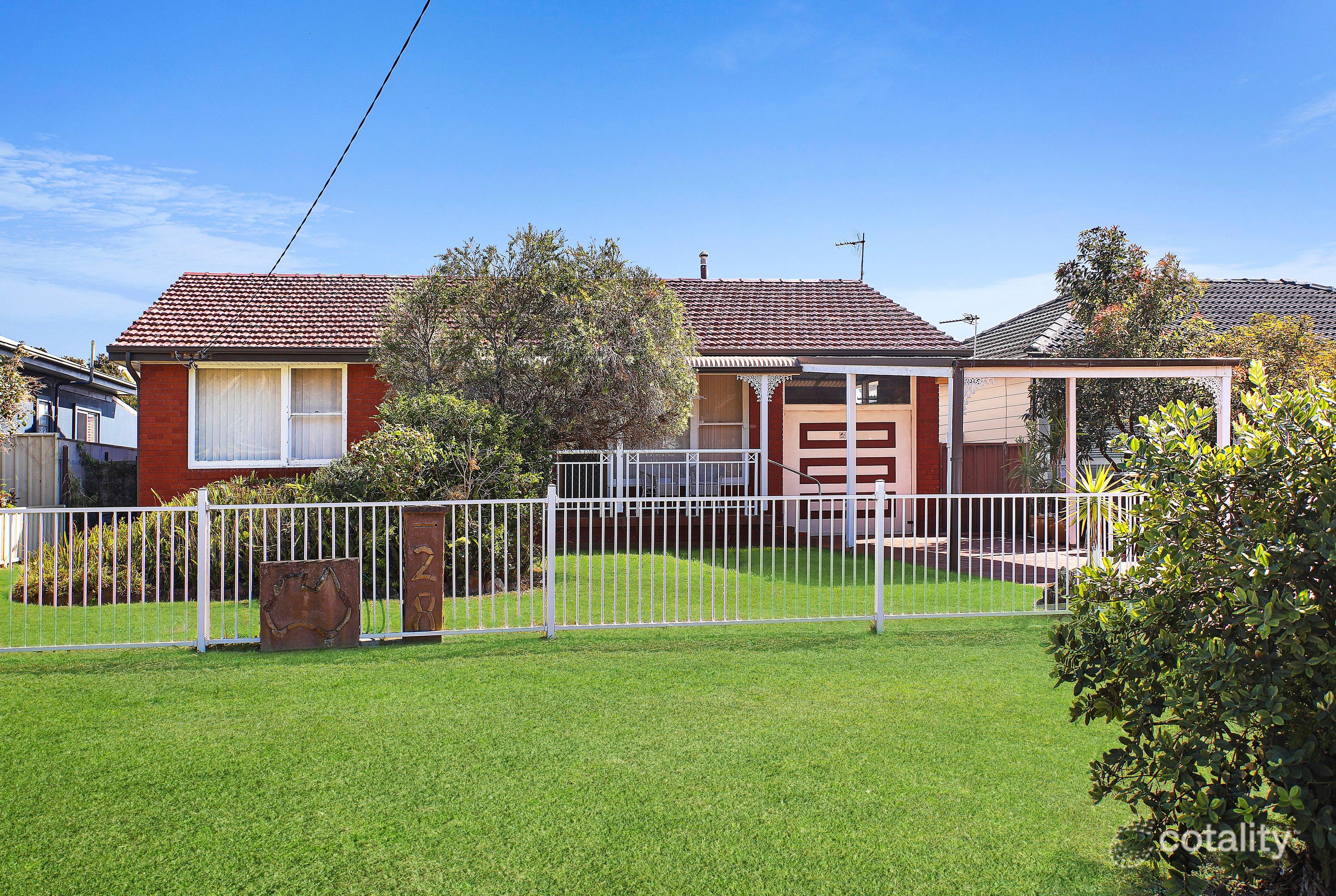 28 Ocean St, Windang, NSW 2528