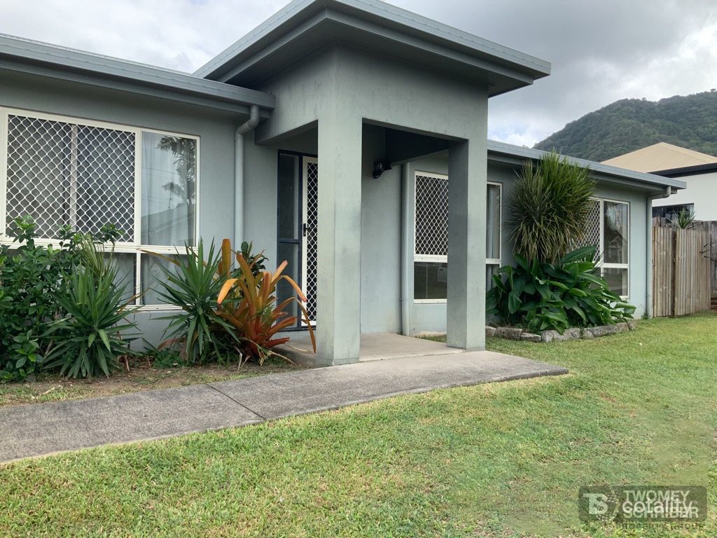 11 Silky Oak Ct, Mooroobool, QLD 4870