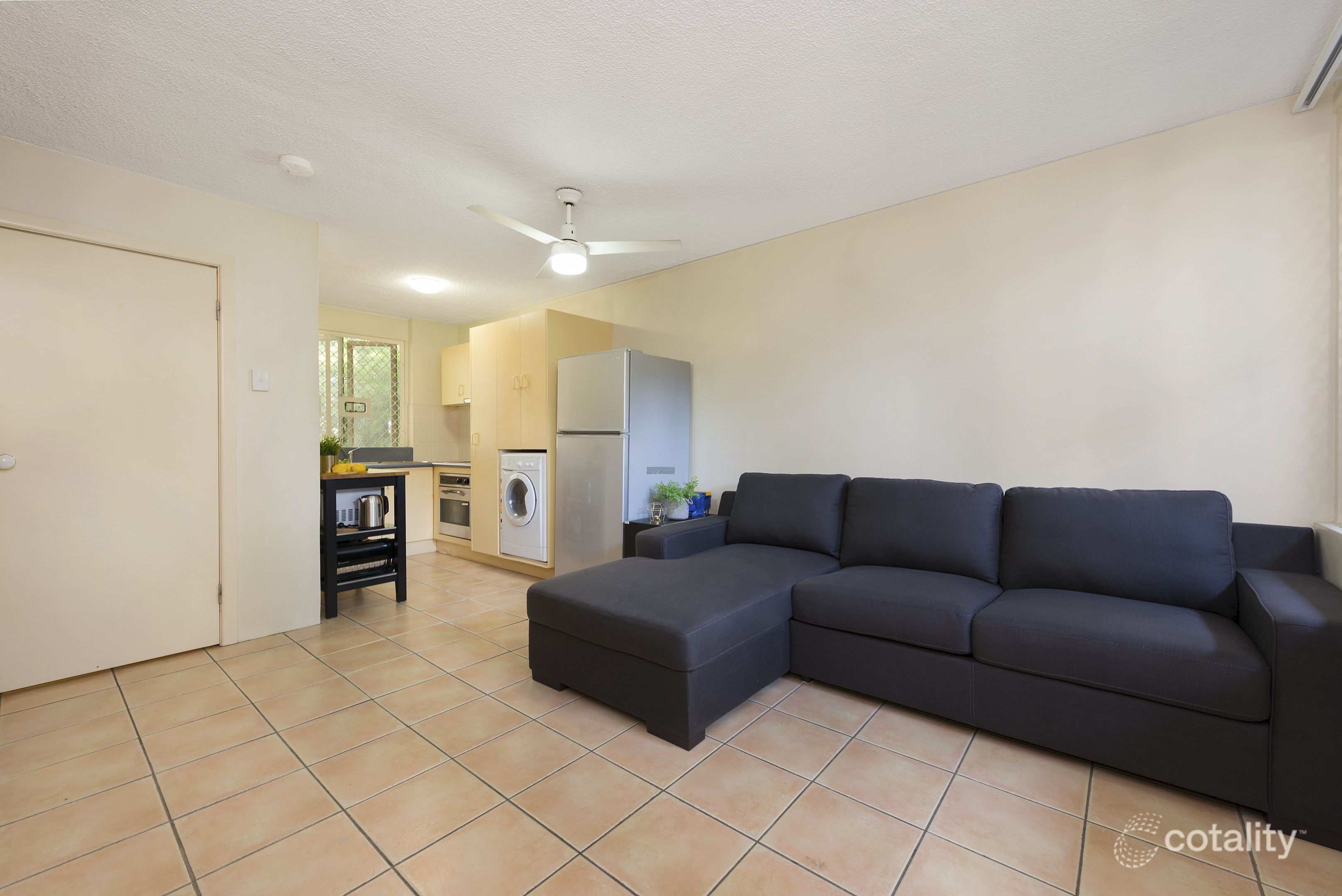 3/75 Sir Fred Schonell Dr, St Lucia, QLD 4067