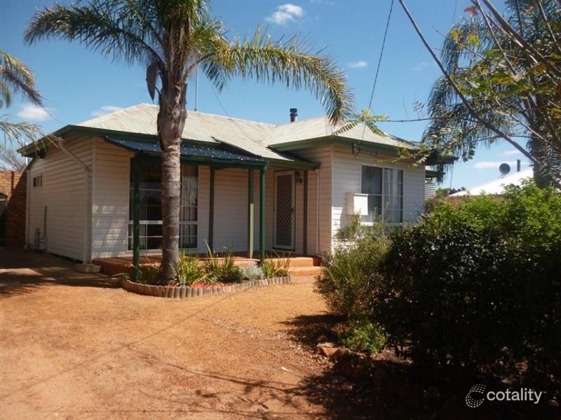 84 Wogolin Rd, Wickepin, WA 6370