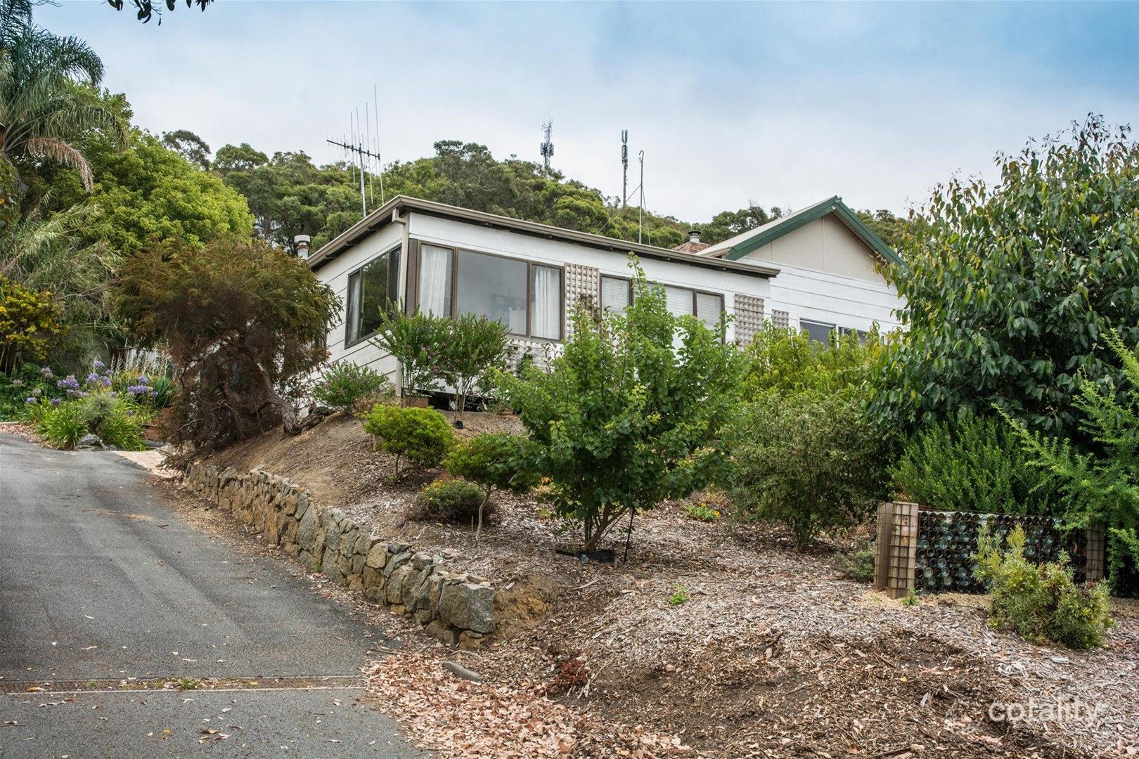 223 Serpentine Rd, Mount Melville, WA 6330