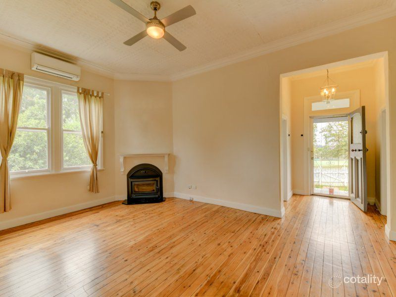 81 Roderick St, East Tamworth, NSW 2340