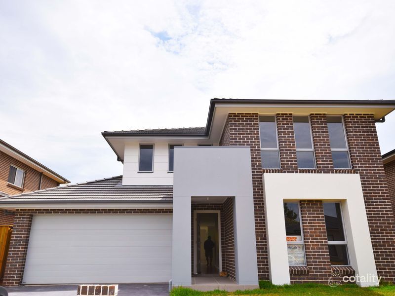 48 Oakhill Cres, Colebee, NSW 2761