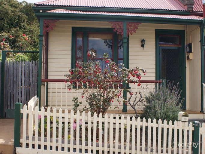 16 Balmoral St, Sandy Bay, TAS 7005