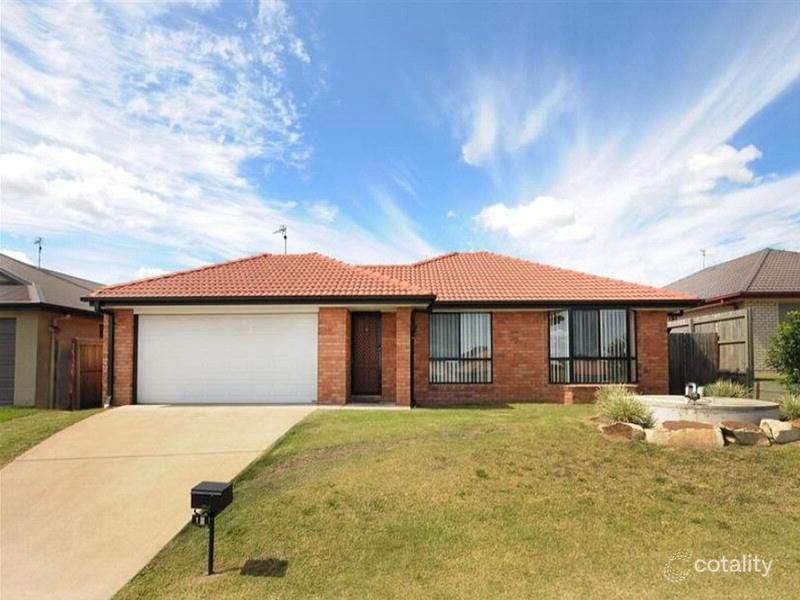 12 Wareena Cres, Glenvale, QLD 4350