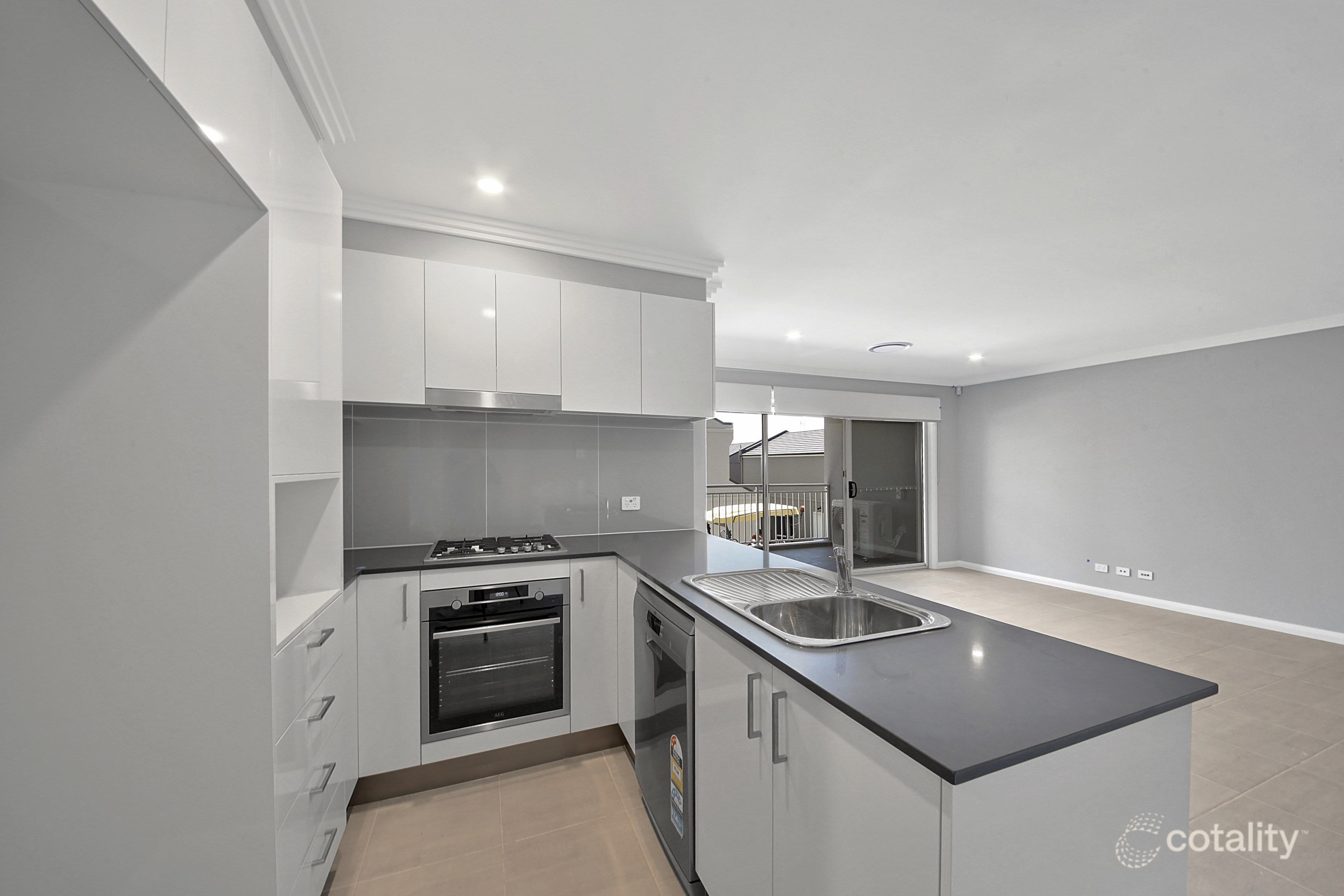 21/2 Wire Lane, Camden South, NSW 2570