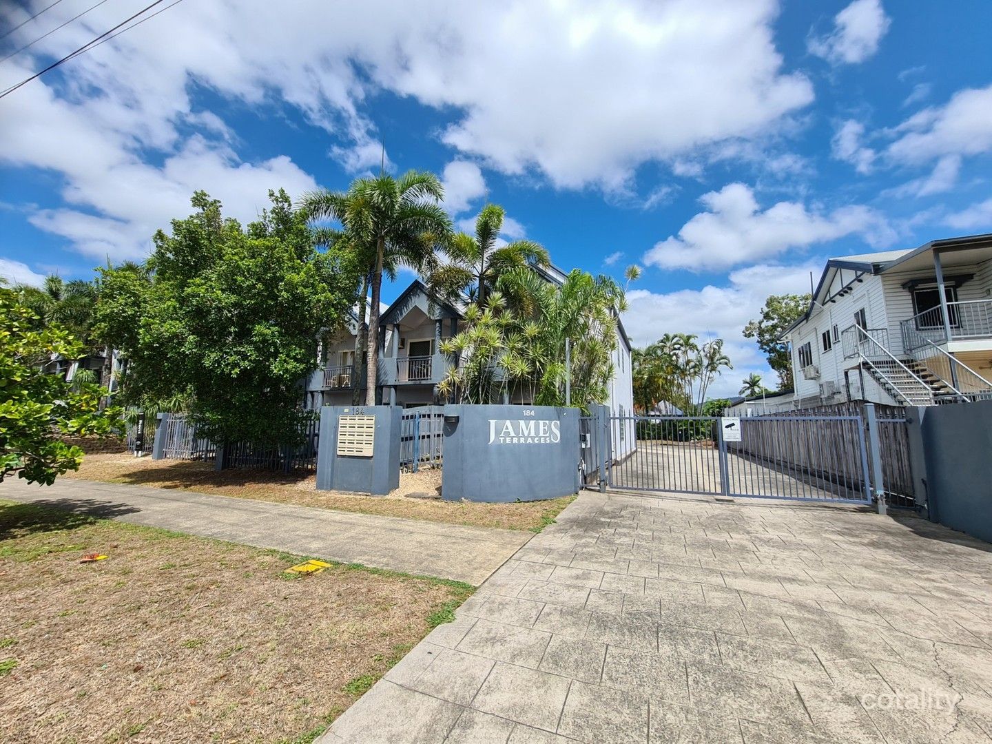 5/184-190 Gatton St, Manunda, QLD 4870