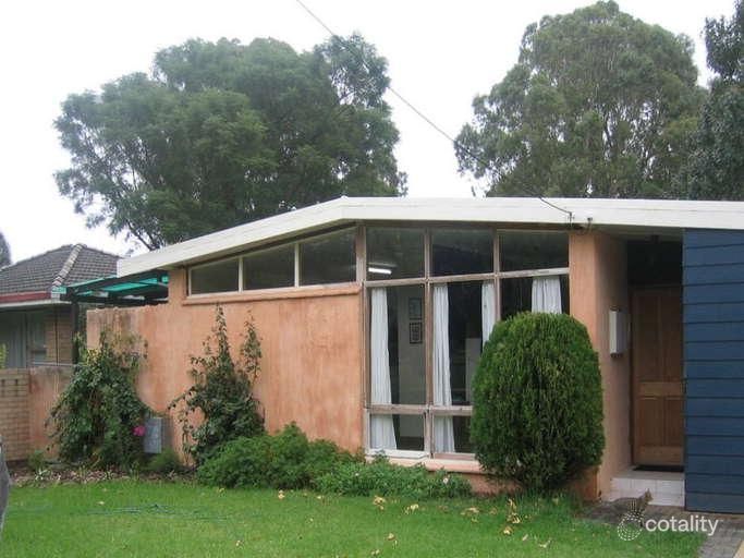 15 Warren Rd, Maida Vale, WA 6057