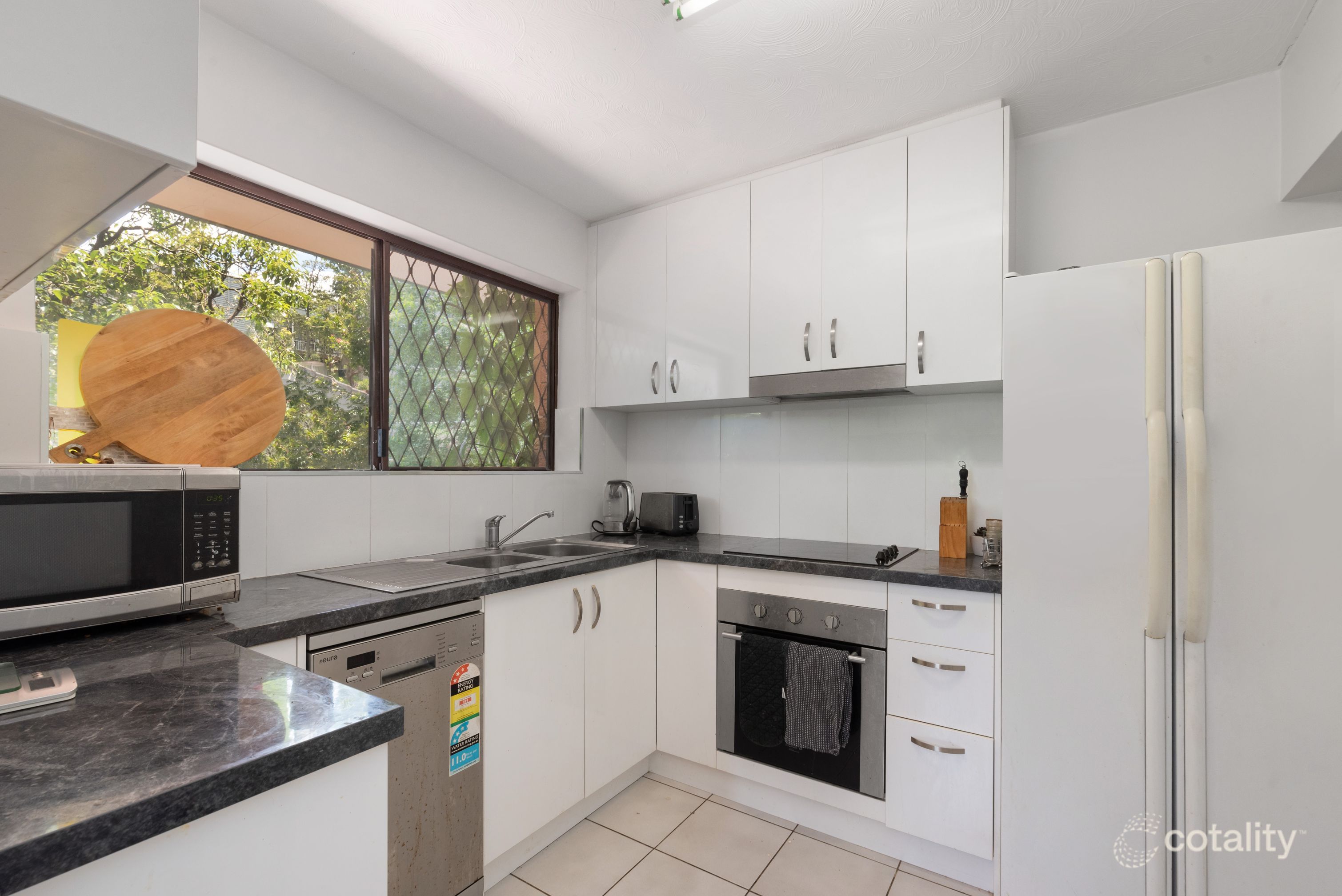 1/4 Lemnos St, Red Hill, QLD 4059