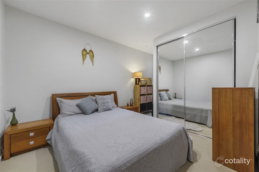 205/9 Commercial Rd, Caroline Springs, VIC 3023