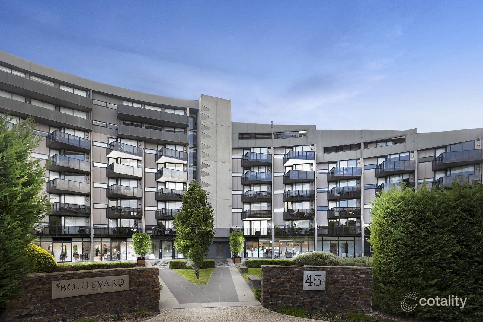 212/45 Edgewater Bvd, Maribyrnong, VIC 3032