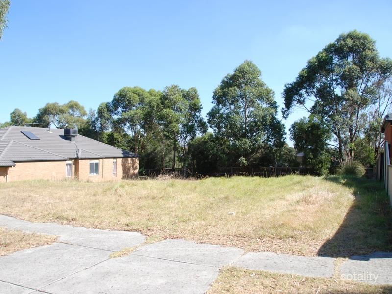 16 Parslow Cres, Lynbrook, VIC 3975